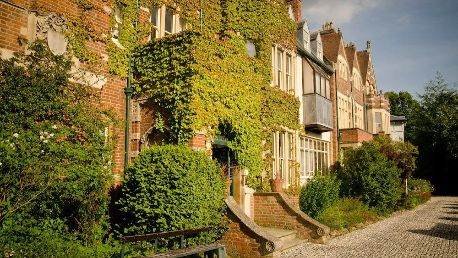 wychwood-school-oxford-01-1600x900-1